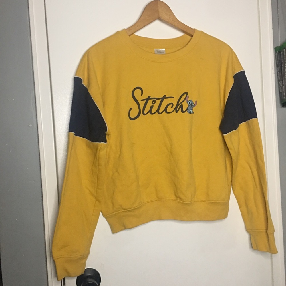 Disney LILO & STITCH Avery Dennison Yellow Large Fall Sweater